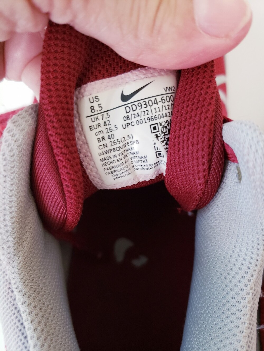 Nike Renew Elevate III Basketball Sneakers - Picture 10 of 15